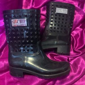 London Fog rain boots. Shin high. Size 37. Big silver plate logo on side